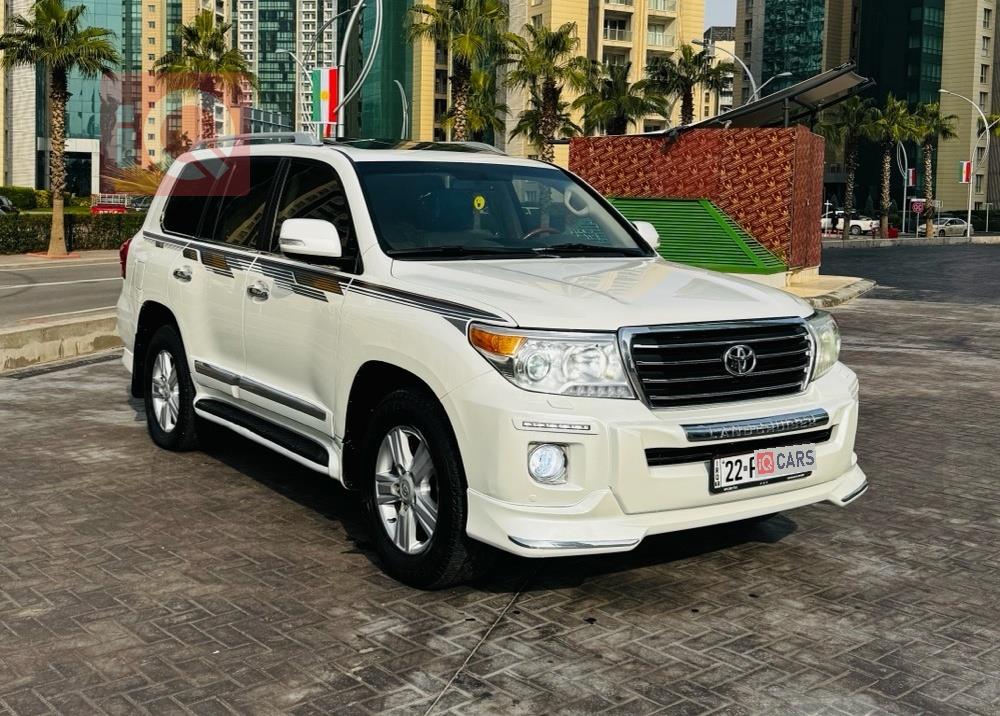 تويوتا لاندكروزر